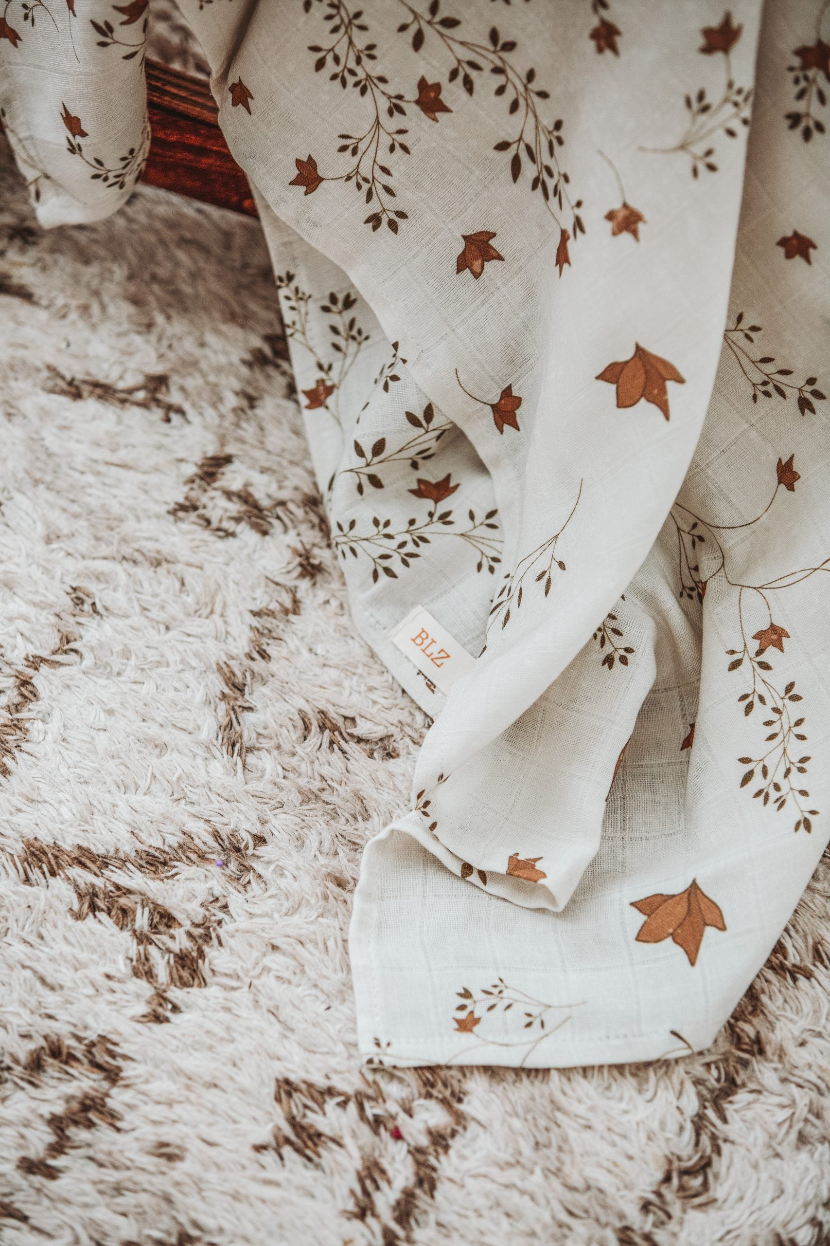 Brown Ivy Muslin Swaddle - Blzandco