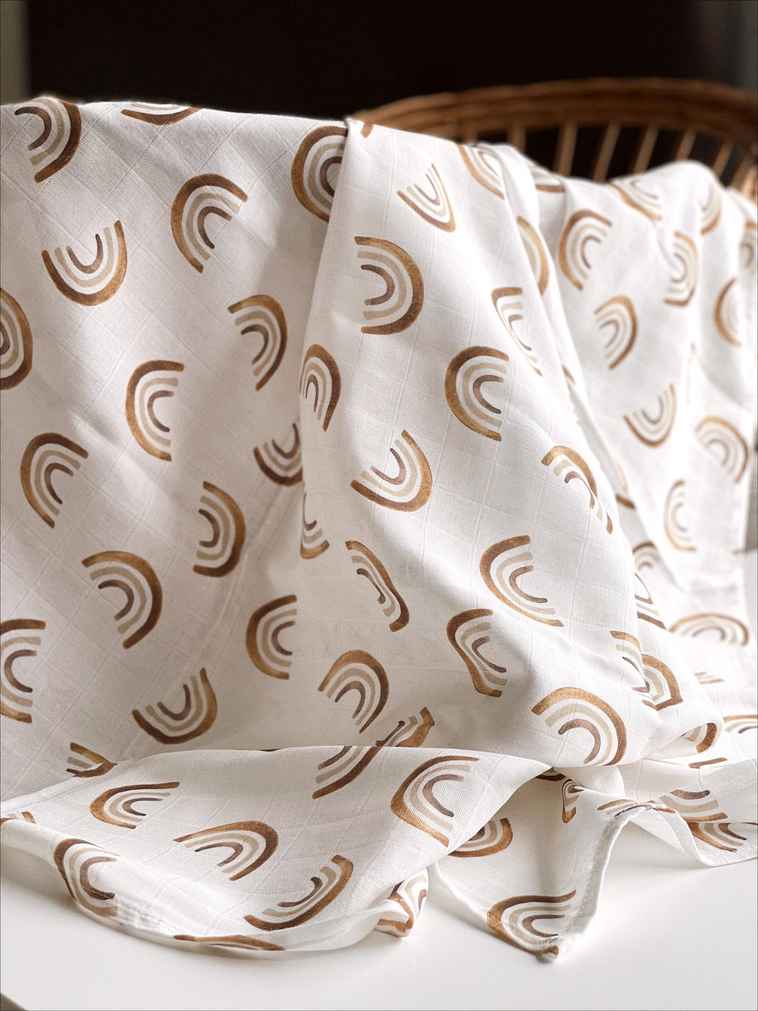 Mini Brown Rainbow Muslin Swaddle - Blzandco