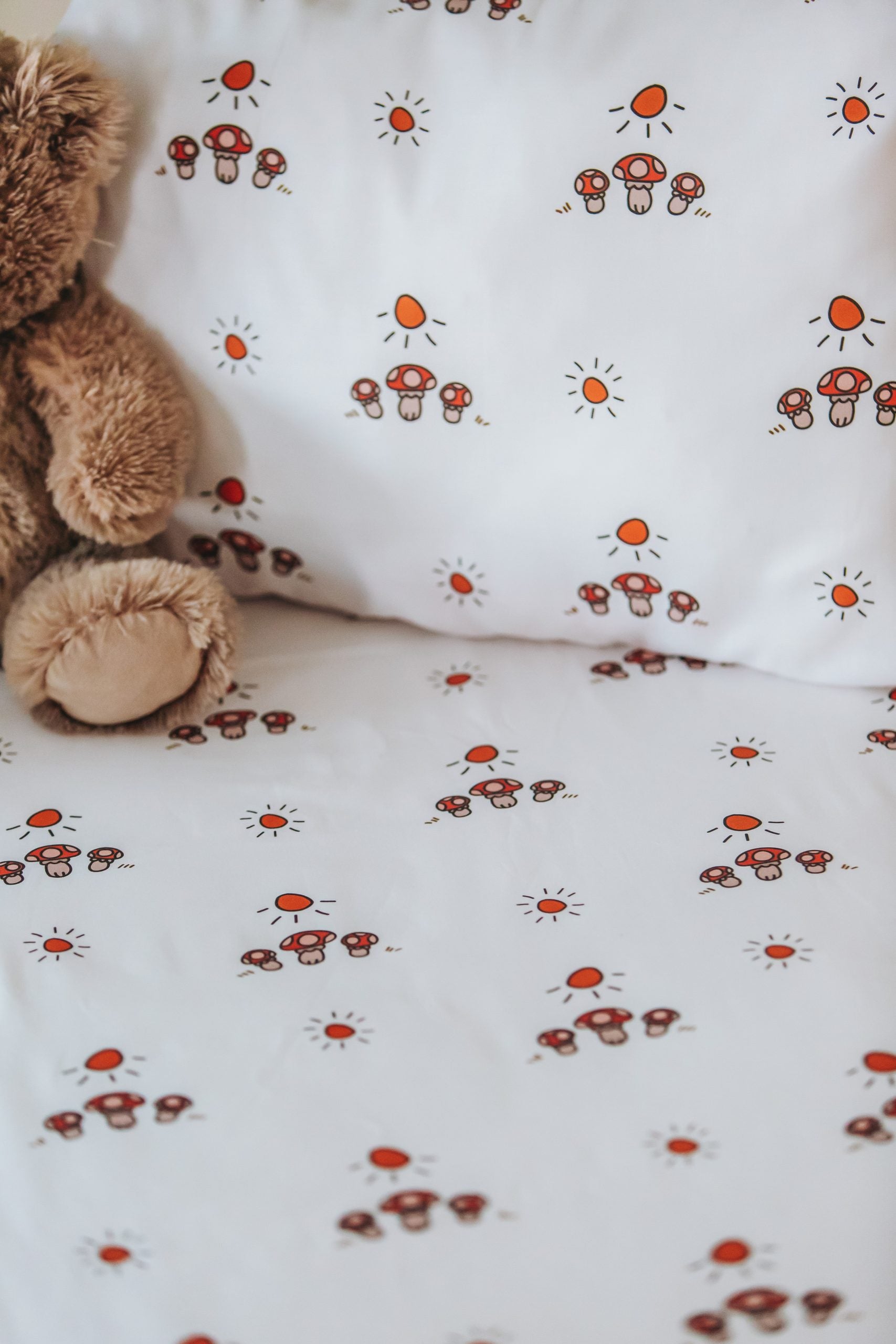 Little Mushroom Crib Sheet - Blzandco