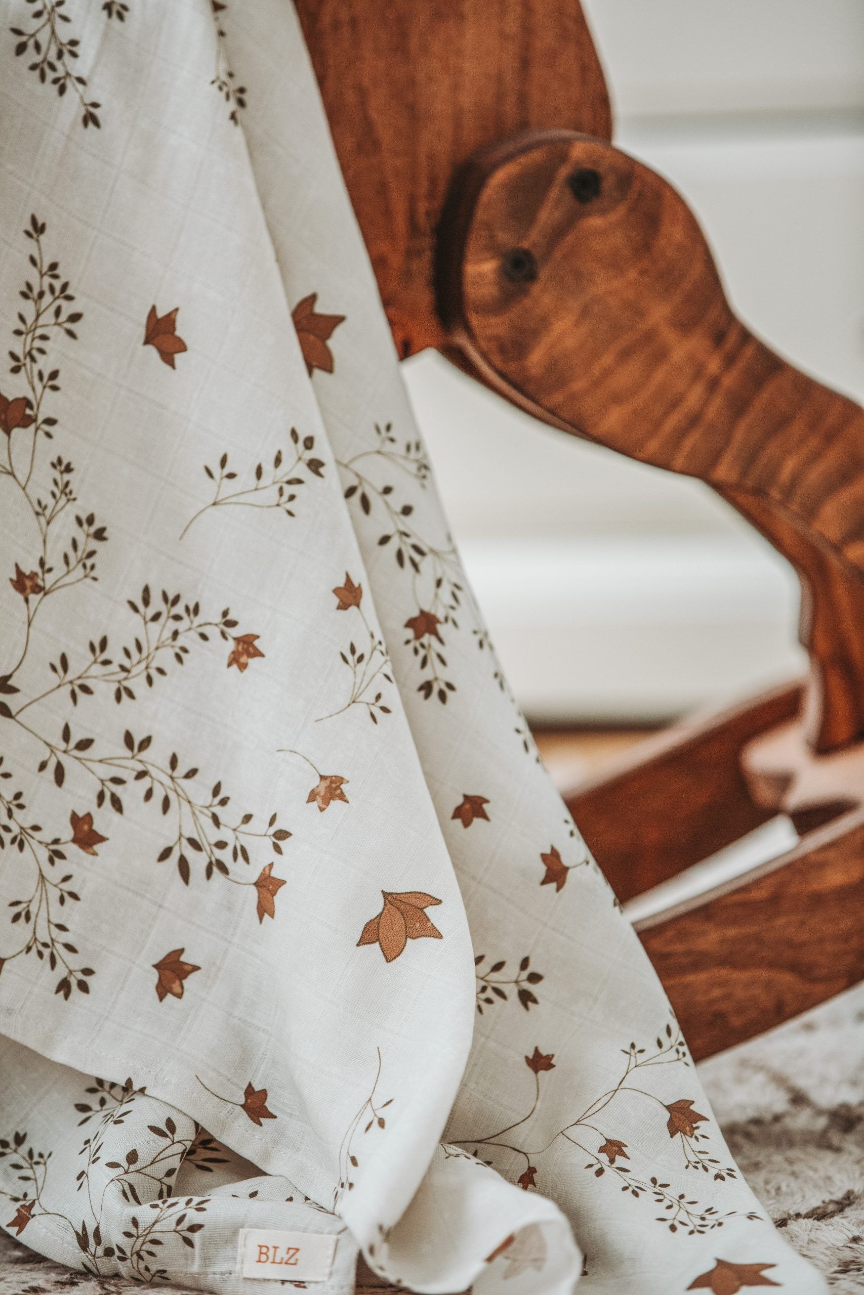 Brown Ivy Muslin Swaddle - Blzandco