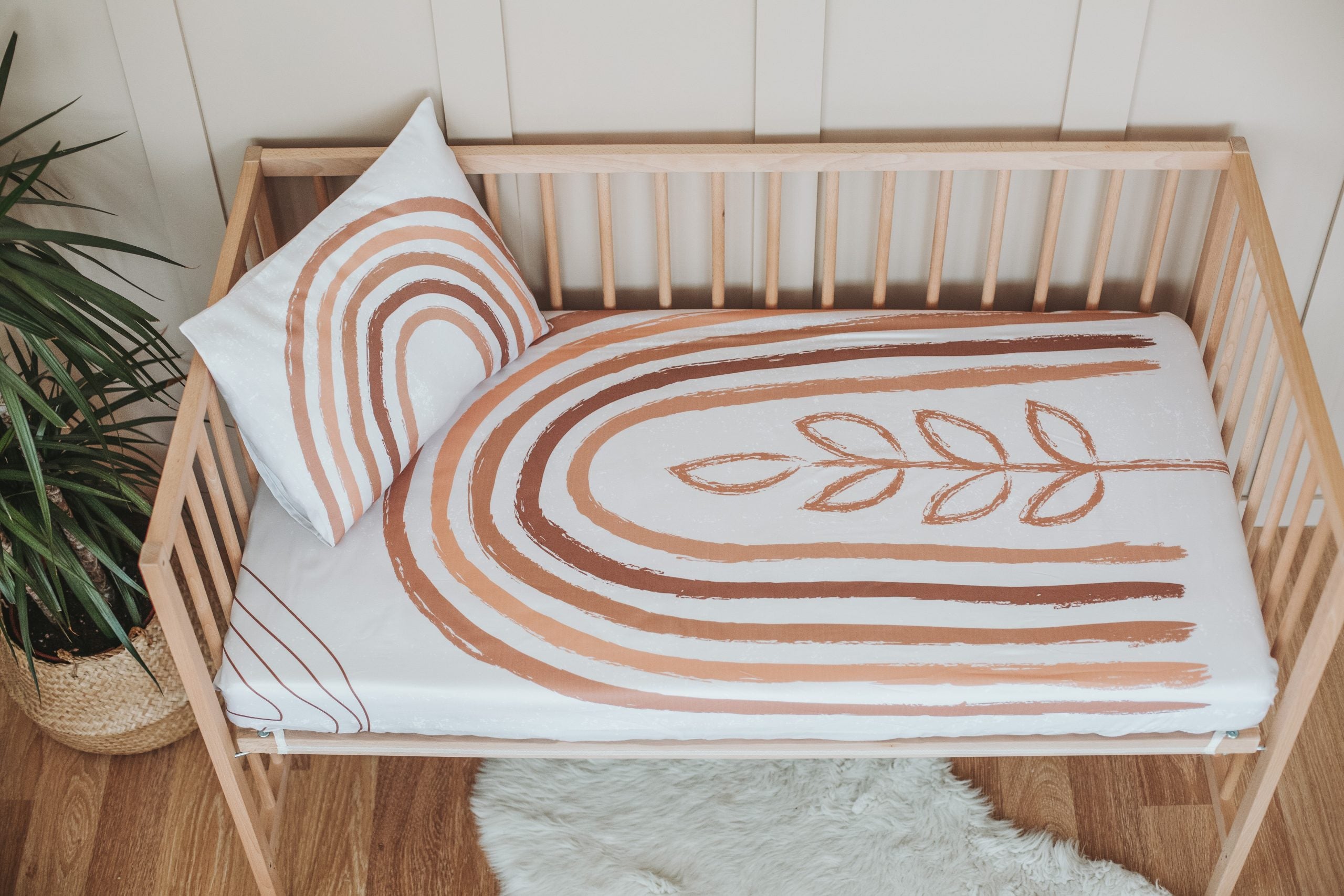 Rainbow Floral Fitted Crib Sheet - Blzandco