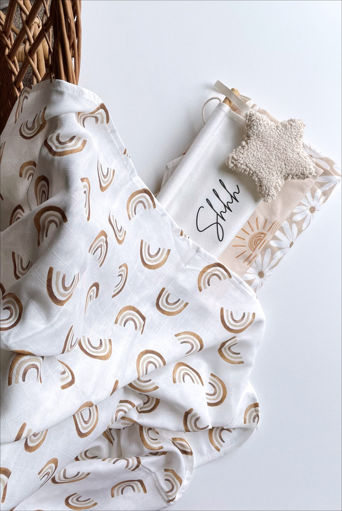 Mini Brown Rainbow Muslin Swaddle - Blzandco