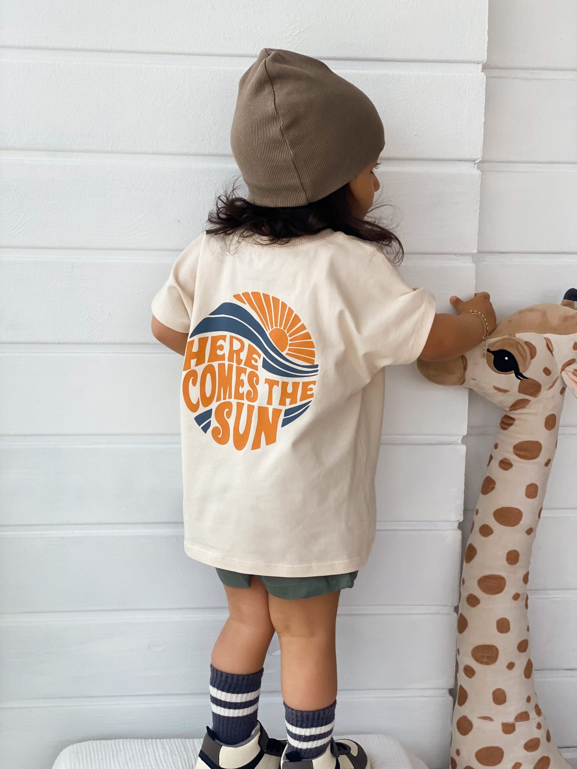 Beige Here Comes The Sun Tshirt - Blzandco