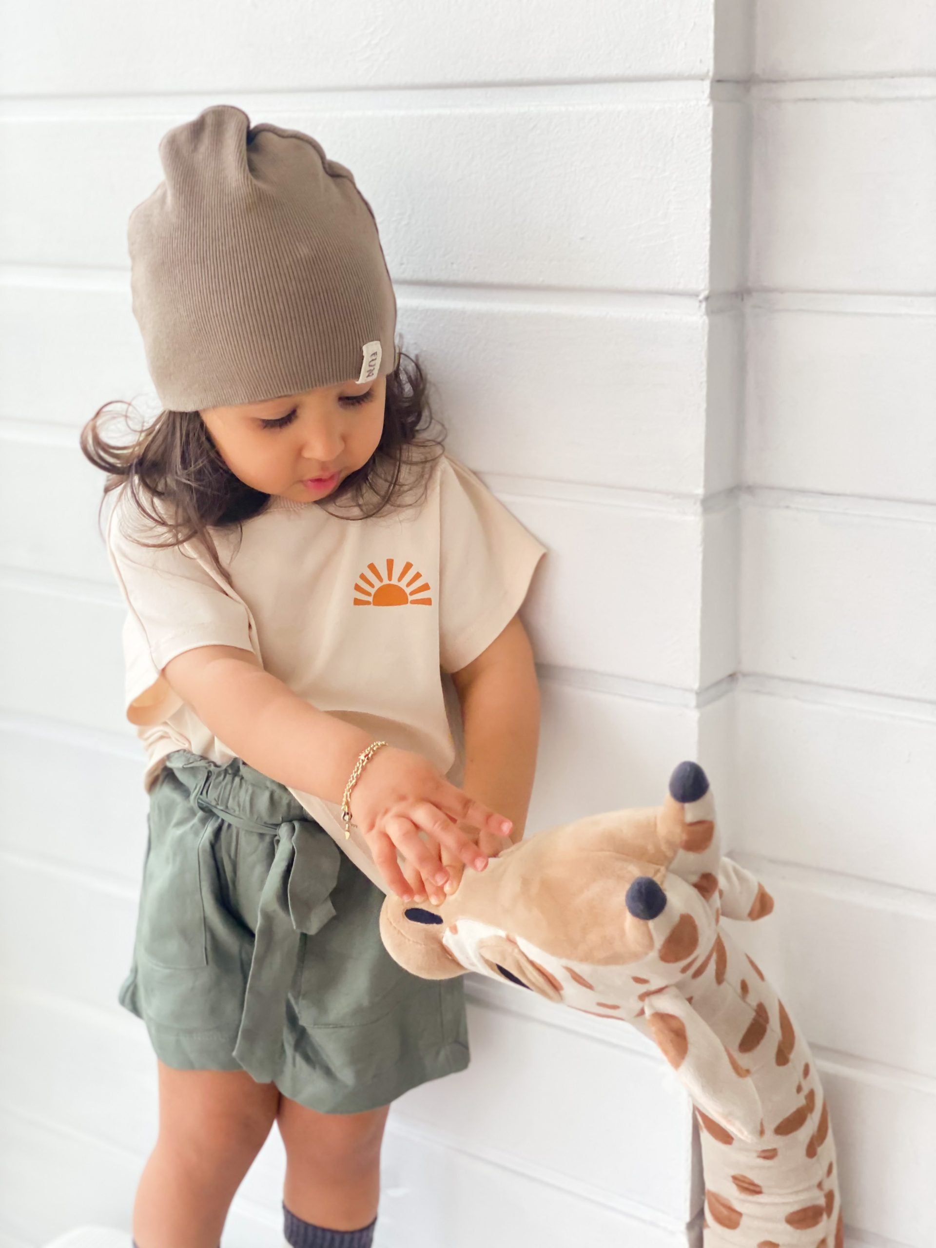 Beige Here Comes The Sun Tshirt - Blzandco