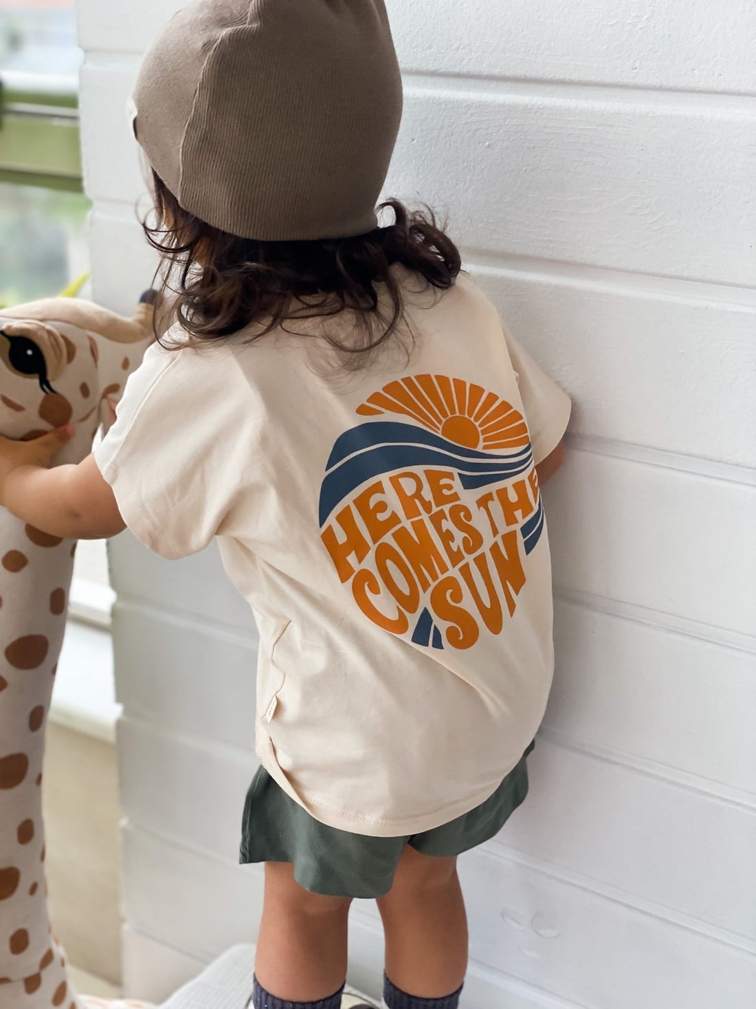 Beige Here Comes The Sun Tshirt - Blzandco