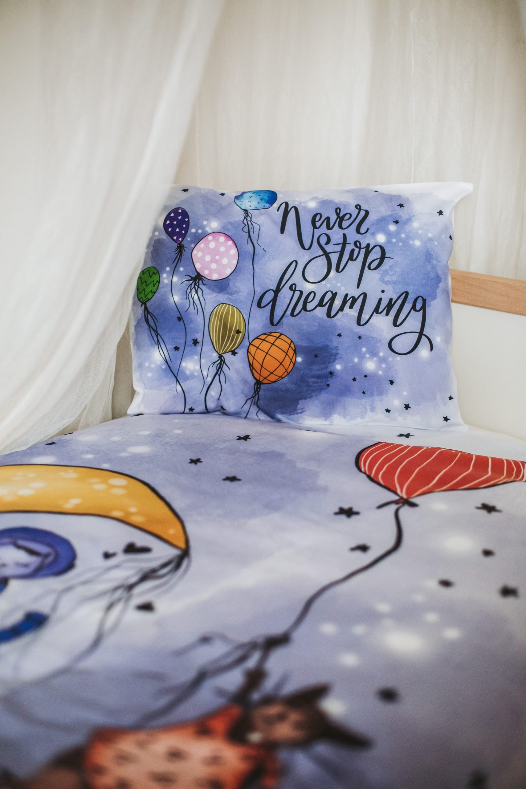 Caty Space Duvet Cover and Pillow Case - Blzandco