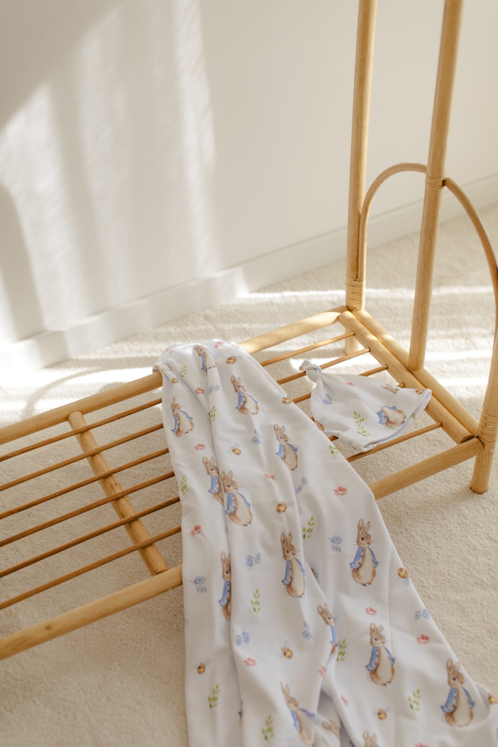 Peter Rabbit Baby Blanket & Hat - Blzandco