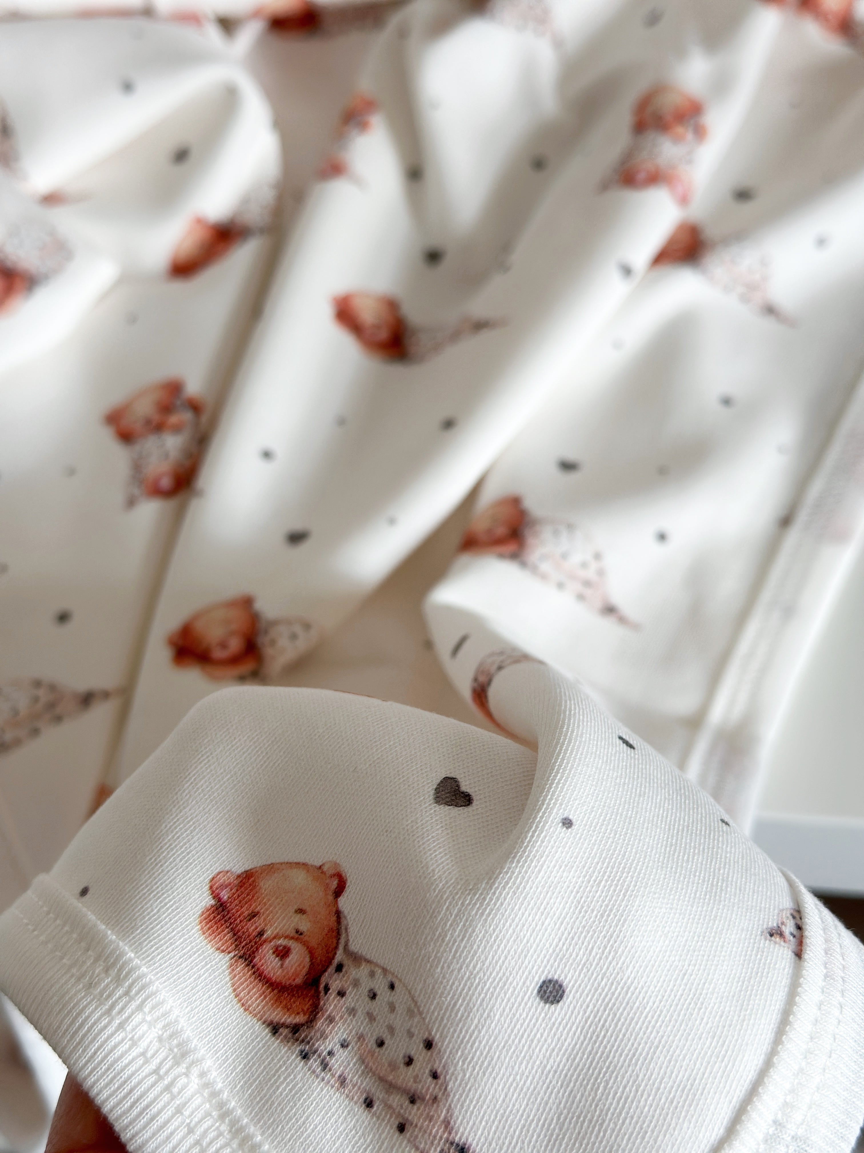 Sleepy Bear Baby Blanket & Hat