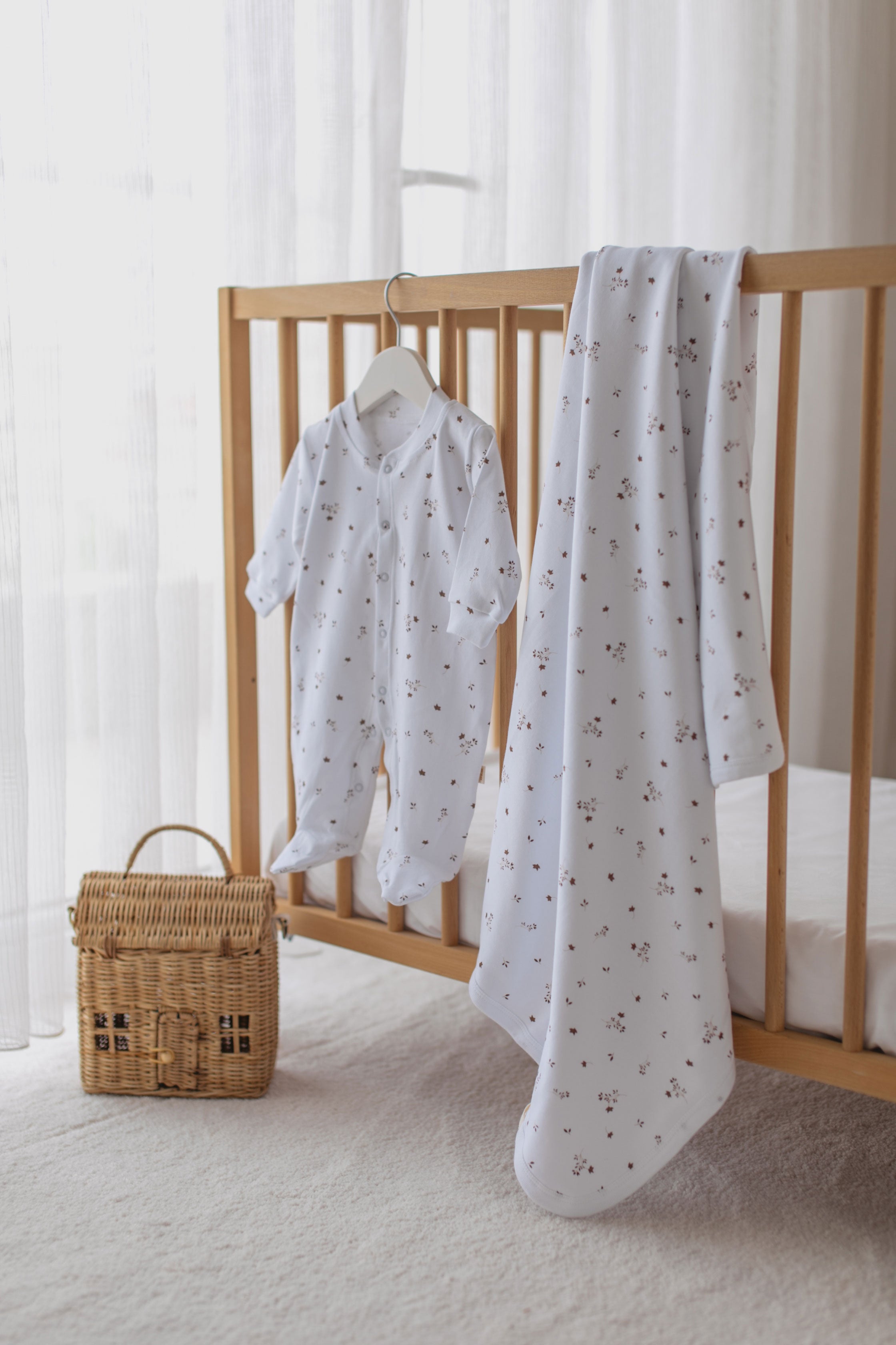 Ivy Newborn Hospital Gift Set