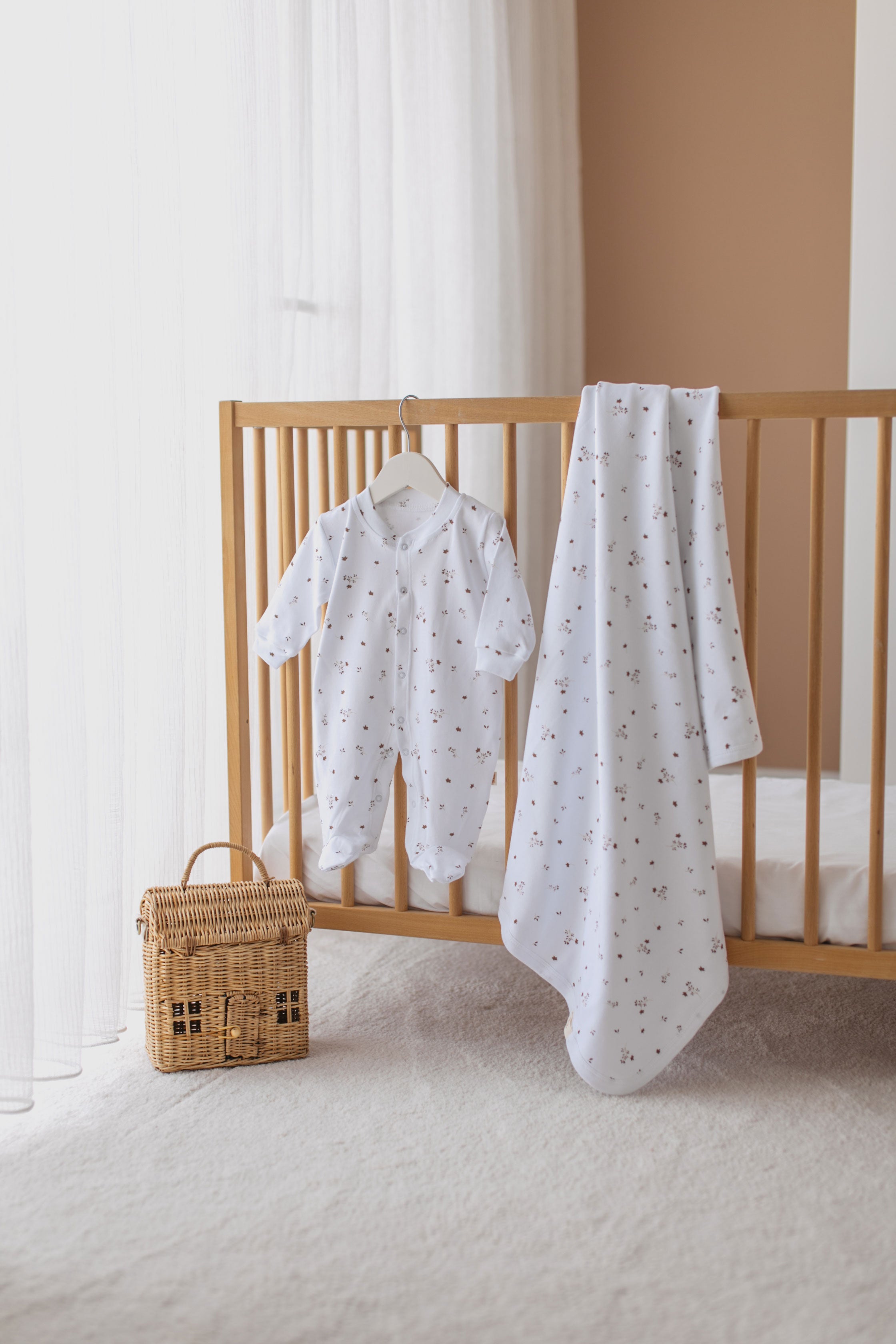 Ivy Newborn Hospital Gift Set