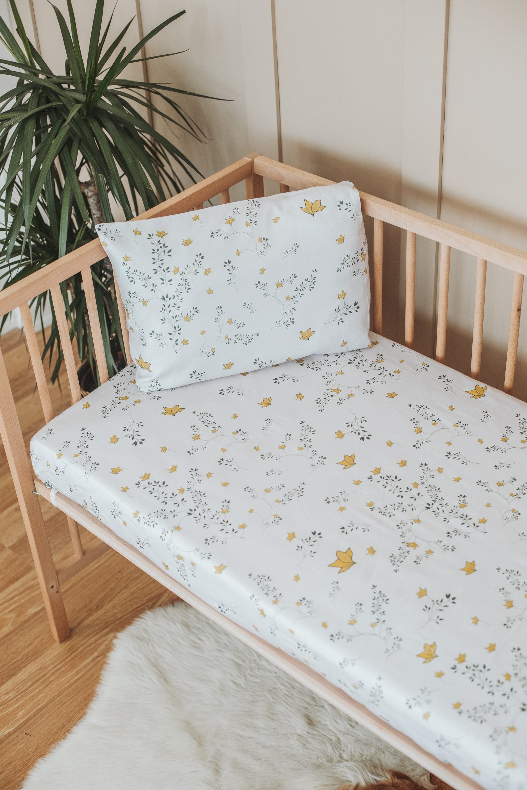 Green Ivy Fitted Crib Sheet - Blzandco