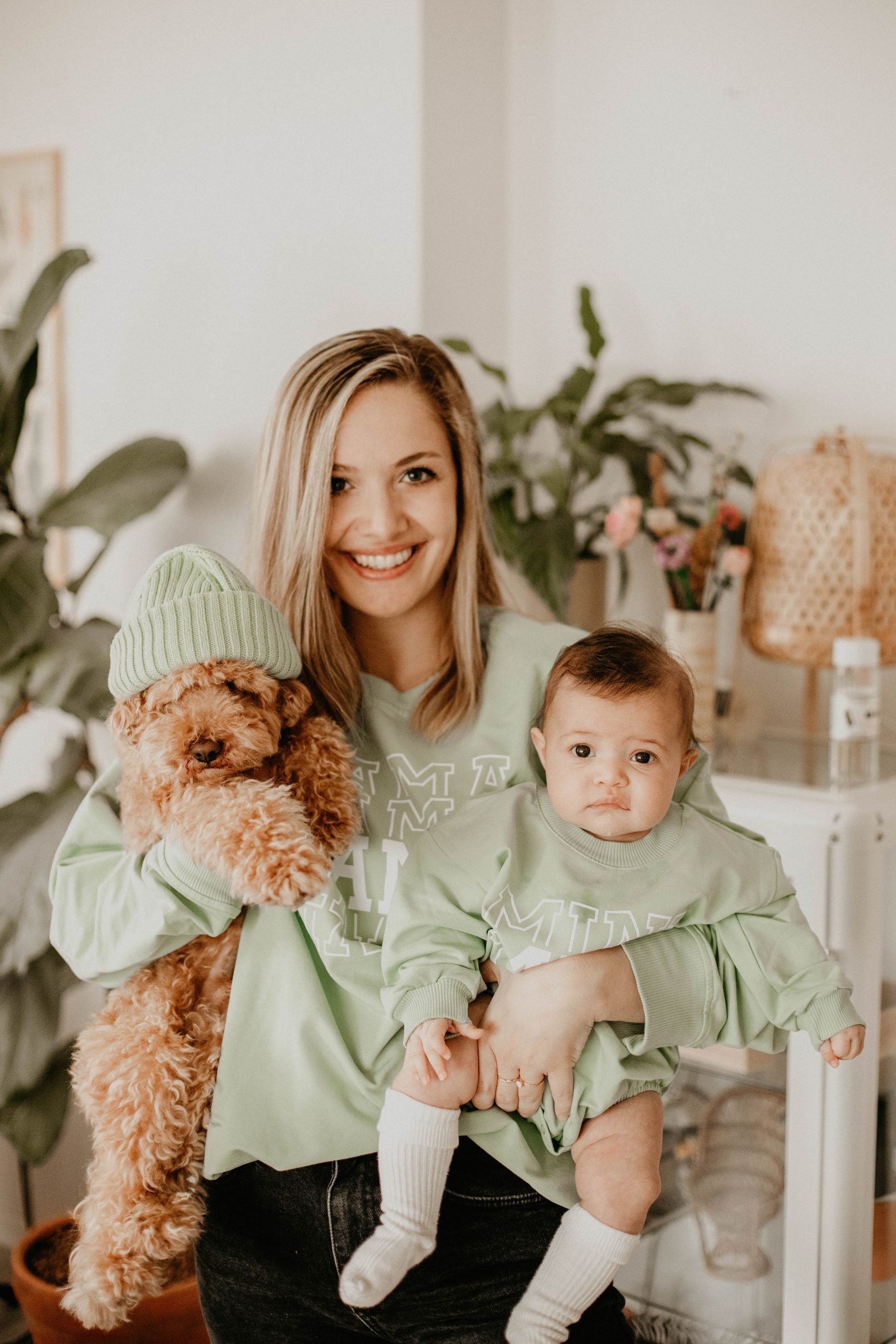 Green Mama Printed Mom Sweatshirt - Blzandco