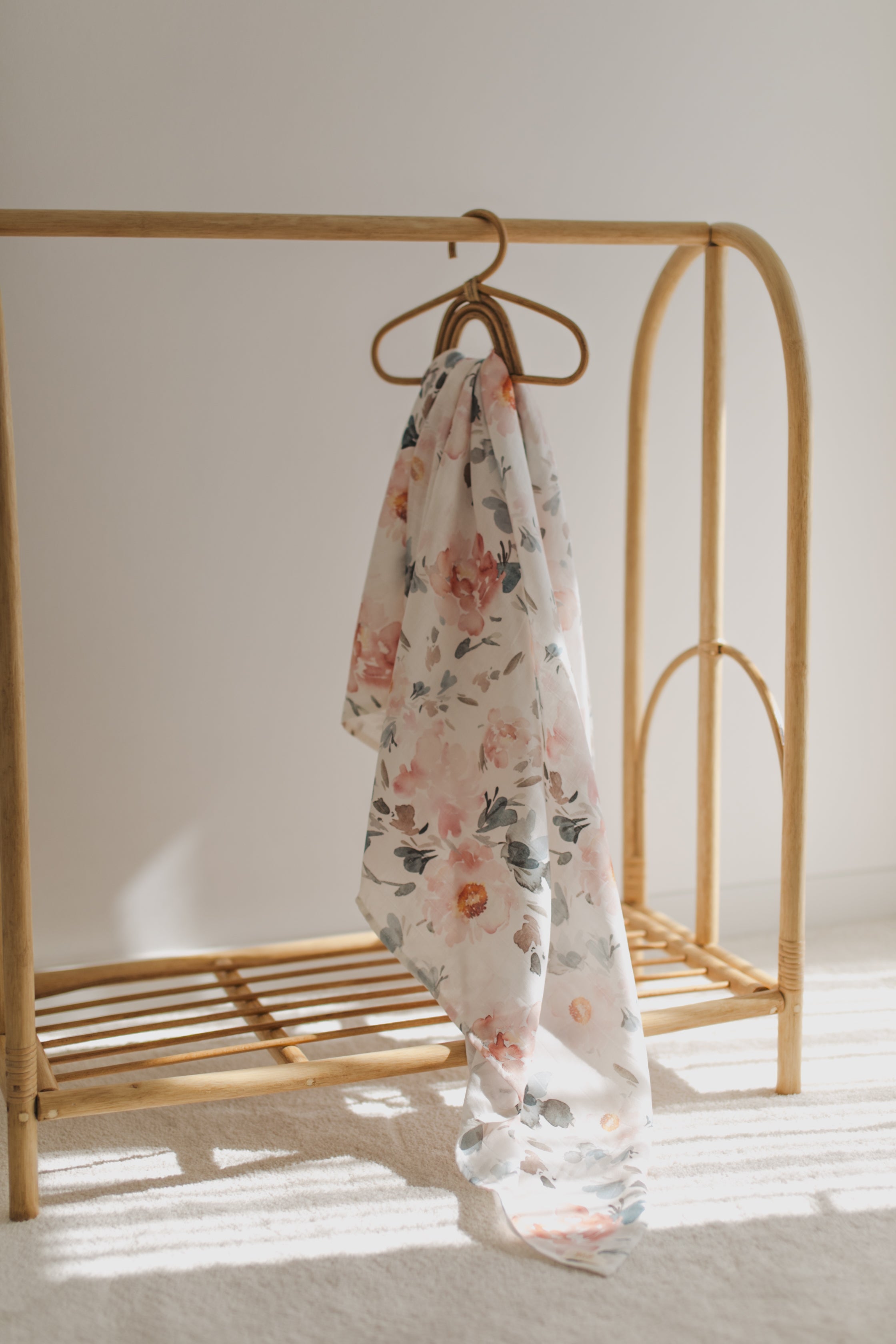 Watercolor Flower Muslin Swaddle - Blzandco